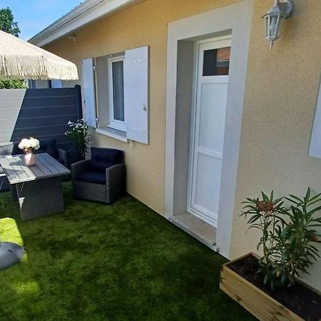 Appartement 2 Pieces, 1 Chambre, Terrasse Gujan-Mestras Buitenkant foto