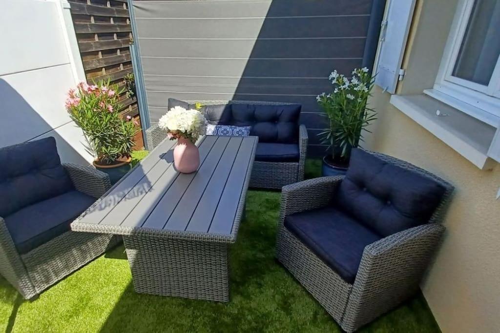 Appartement 2 Pieces, 1 Chambre, Terrasse Gujan-Mestras Buitenkant foto
